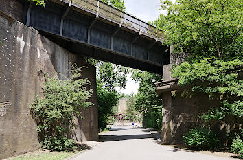 Brücke im Landschaftspark Nord in Duisburg