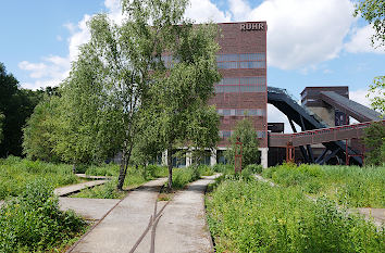 Kohlewäsche und Bahngleise Zeche Zollverein