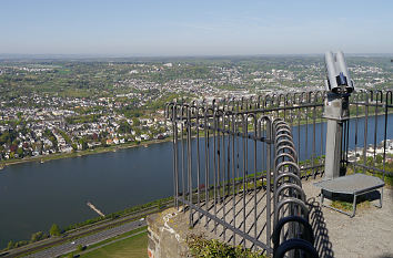 Blick von der Burg Drachenfels auf den Rhein