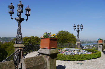 Schlosspark Schloss Drachenburg