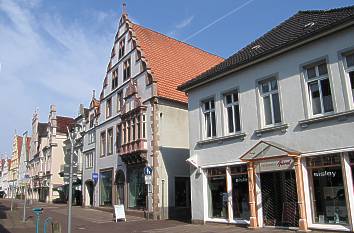 Mittelstraße mit Steingiebelhäusern in Lemgo