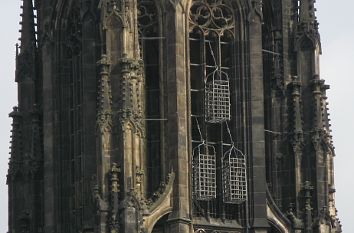 Käfige an der Lambertikirche in Münster