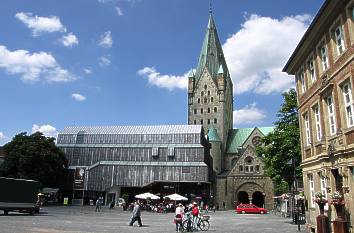 Markt Paderborn: Diözesanmuseum und Dom