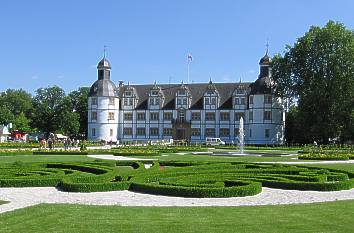 Schlosspark Neuhaus
