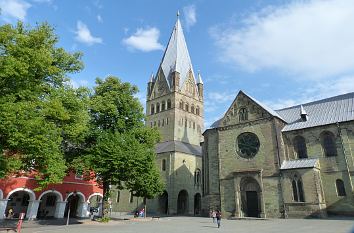 Petrikirchhof + St. Patrokli in Soest