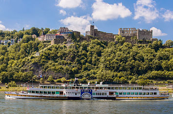 Mittelrhein mit Burg Rheinfels