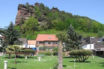 Jungfernsprung in Dahn