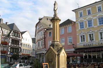 Marktplatz in Linz am Rhein