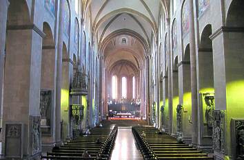 Langhaus im Mainzer Dom