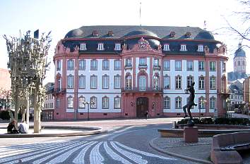 Osteiner Hof am Schillerplatz in Mainz