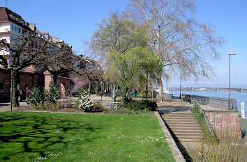 Promenade Rheinufer Mainz