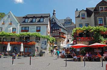 Beilstein vom der Moselufer aus gesehen