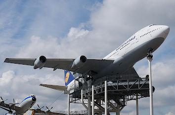 Begehbares Flugzeug im Technikmuseum Speyer