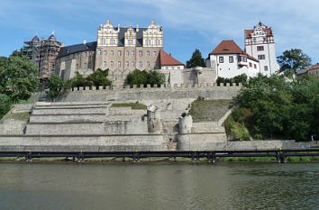 Schloss Bernburg über der Saale