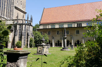 Hof Kreuzgang Magdeburger Dom