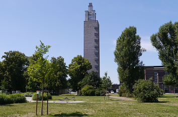 Aussichtsturm im Rothehornpark Magdeburg