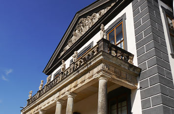 Schloss Oranienbaum Gartenseite