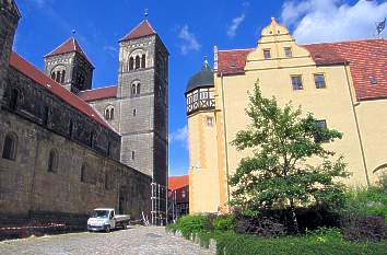 Stiftskirche St. Servatius und Renaissanceschloss in Quedlinburg