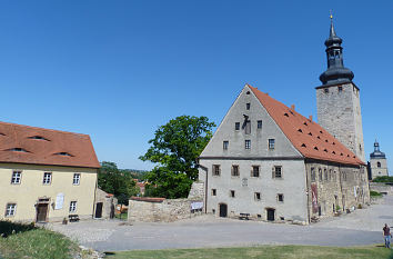 Burghof mit Pariser Turm Burg Querfurt