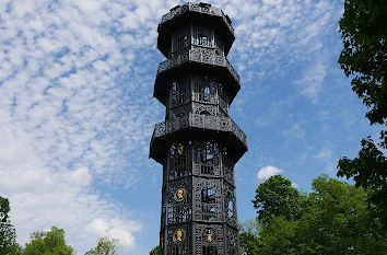 Gusseiserner Aussichtsturm in Sachsen