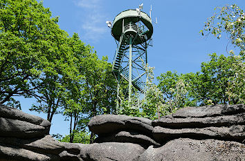 Aussichtsturm und Hochstein Königshainer Berge