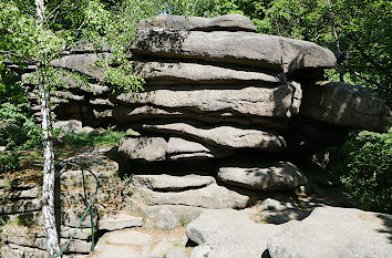 Granitfelsen des Hochsteins in den Königshainer Bergen