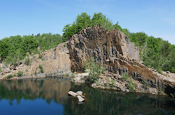 Königshainer Berge: See des Firststeinbruchs