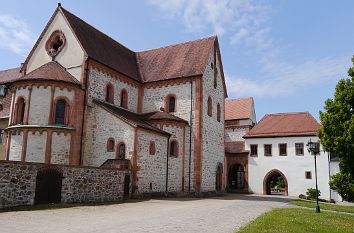 Romanische Heilig Kreuz Basilika