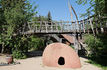 Holzwege in der Kulturinsel Einsiedel