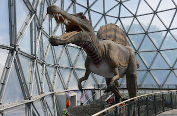 Dinosaurier im Eingangsbereich Saurierpark Kleinwelka