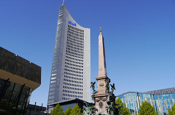 City-Hochhaus und Mendebrunnen Leipzig