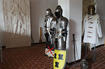Ritterrüstungen auf Schloss Rochlitz