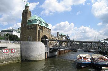 St. Pauli-Landungsbrücken in Hamburg