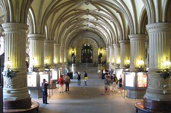 Arkaden im Hamburger Rathaus