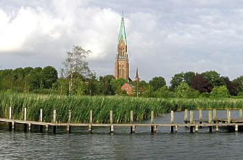 Schlei und Dom St. Petri in Schleswig