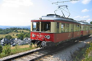 Triebwagen auf der Flachstrecke