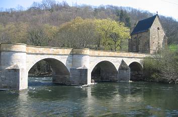 Creuzburger Brücke mit Liborius Kapelle