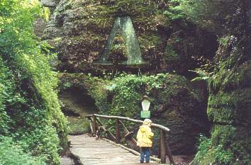 Eingang zu Drachenschlucht bei Eisenach