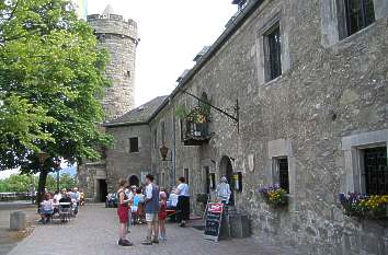 Burghof Burg Greifenstein