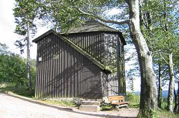 Jagdhütte mit Goethegedicht
