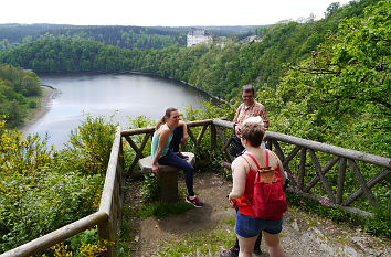 Saale und Schloss Burgk