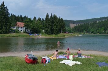 Baden im Lütschestausee