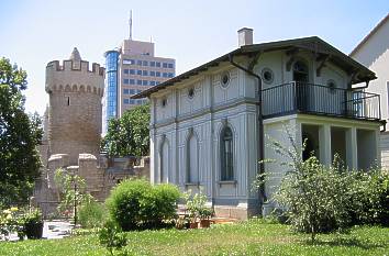 Timler-Pavillon und Pulverturm in Jena