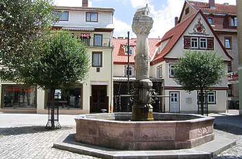 Brunnen am Platz an der Kapelle in Meiningen