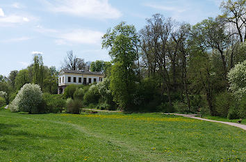 Ilmpark: Blick zum Römischen Haus