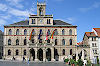 Neogotisches Rathaus am Markt