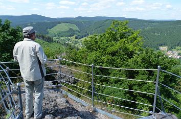 Blick nach Manebach vom Großen Hermannstein