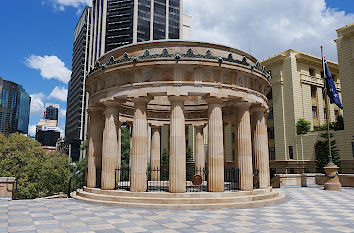 Anzac Memorial in Brisbane