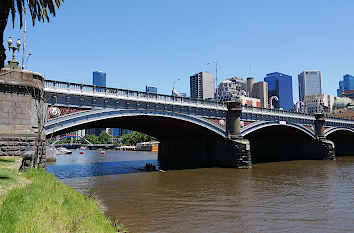 Princess Bridge und Yarra River in Melbourne
