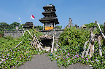 Tempel Pura Campuhan Windhu Segara Padanggalak
